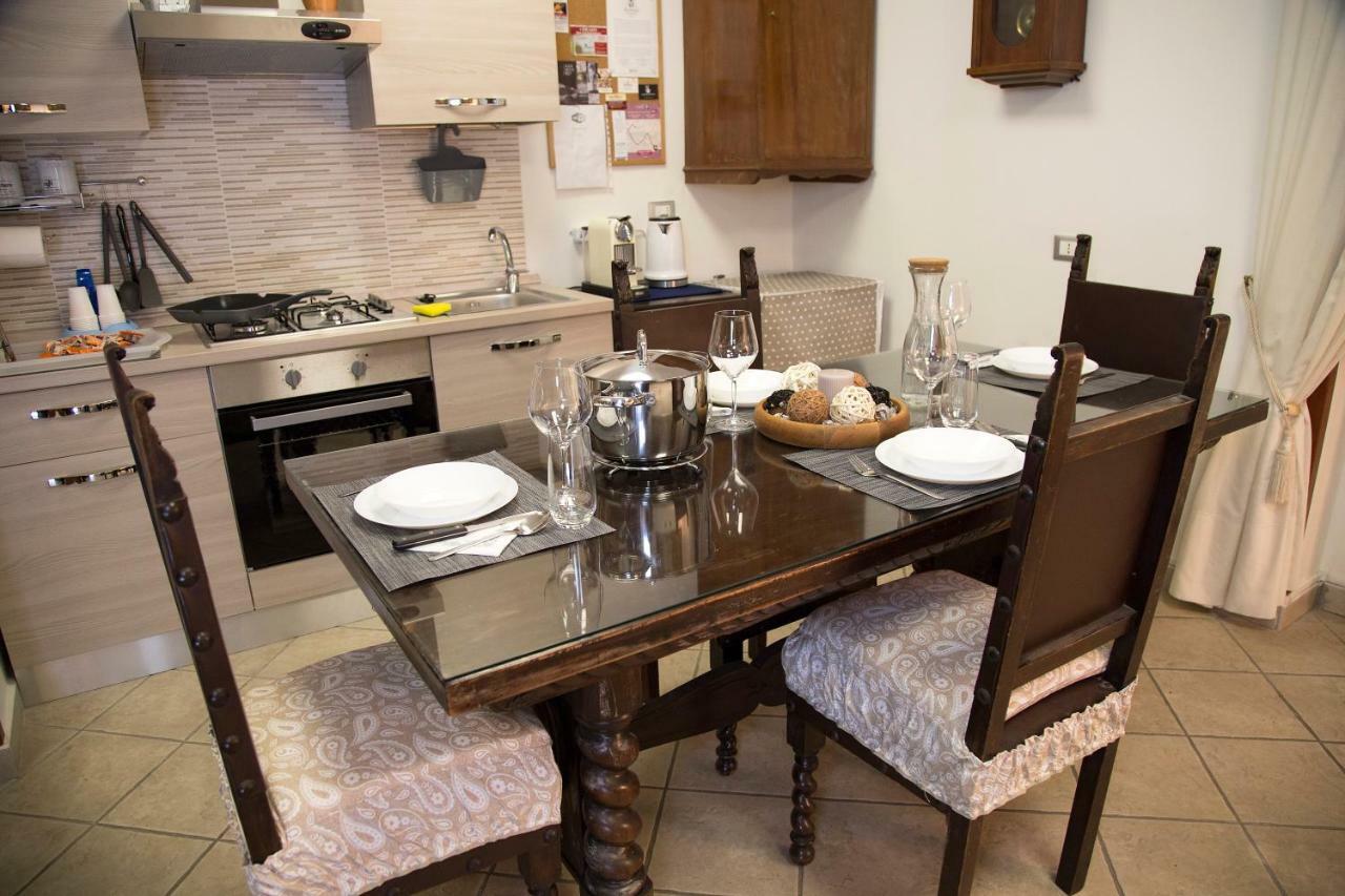 Luci Di S. Chiara Apartman Nápoly Kültér fotó