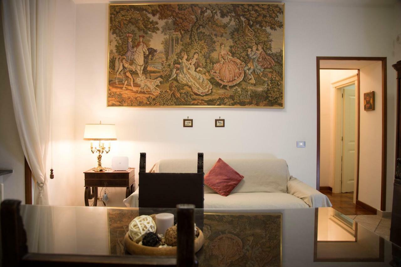 Luci Di S. Chiara Apartman Nápoly Kültér fotó